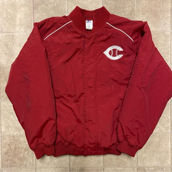 Cincinnati Reds Jacket M Measurement Red Good Condition - Picture 1 of 6